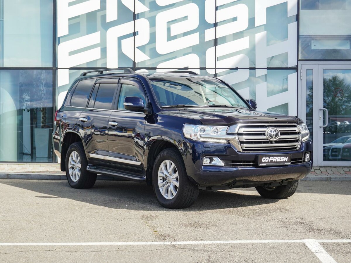 Открыть фотографии: Toyota Land Cruiser 200 Series Рестайлинг 2