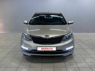 2015 Kia Rio III Рестайлинг, бежевый, 1050000 рублей, вид 2