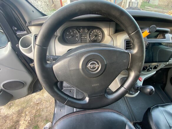 2005 Opel Vivaro A, чёрный - вид 9