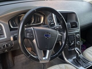 2014 Volvo XC60 I Рестайлинг, чёрный, 1650000 рублей, вид 3