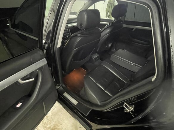 2005 Audi A4 III (B7), чёрный, 950000 рублей - вид 9