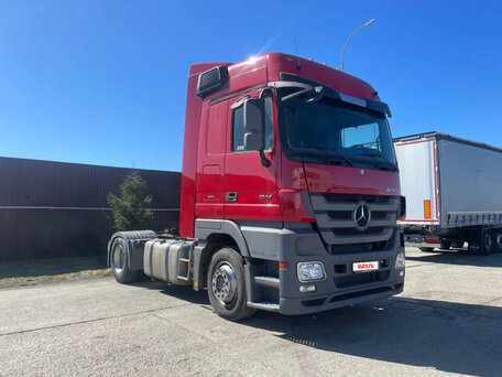 2018 Mercedes-Benz Actros, красный, 4350000 рублей, вид 1
