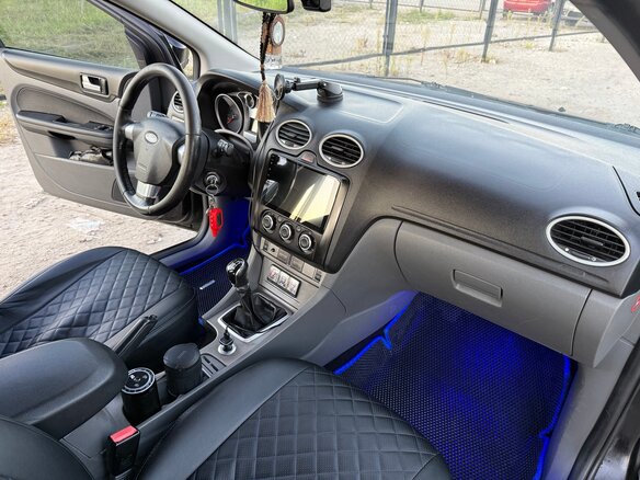 2009 Ford Focus II Рестайлинг, чёрный - вид 12