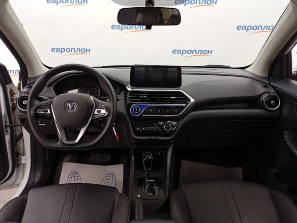 2023 Changan Alsvin, белый, 514000 рублей - вид 4