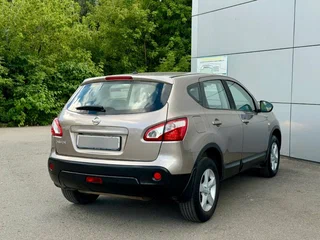2012 Nissan Qashqai I Рестайлинг, коричневый, 868000 рублей, вид 4