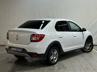 2020 Renault Logan Stepway II Рестайлинг, белый, 800000 рублей, вид 3