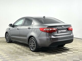 2013 Kia Rio 5-speed III, серый, 750000 рублей, вид 2