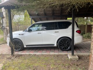 2018 Infiniti QX80 I Рестайлинг 2, белый, 6650000 рублей, вид 5