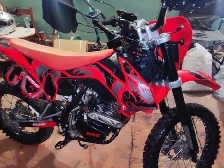 2024 BSE Z1, красный, 90000 рублей, вид 1