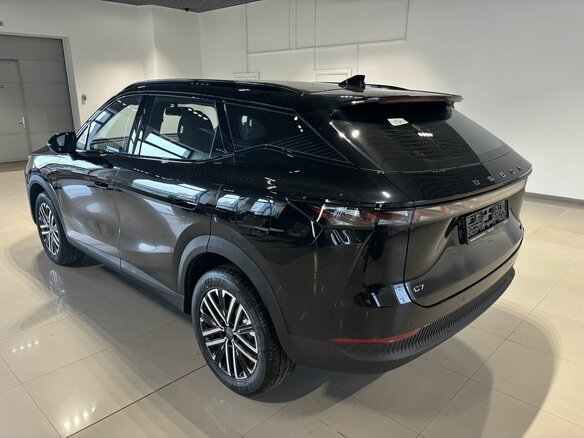 2025 Omoda C7, чёрный, 2499000 рублей - вид 3