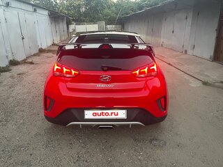2018 Hyundai Veloster II, красный, 2000000 рублей, вид 4
