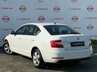 2019 Skoda Octavia III (A7) Рестайлинг, белый, 1499000 рублей, вид 3