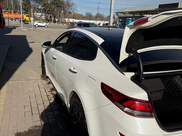 2019 Kia Optima IV Рестайлинг, белый, 1650000 рублей - вид 12