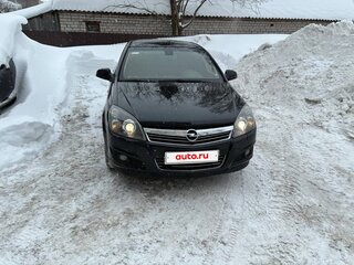 2010 Opel Astra H Рестайлинг, чёрный, 580000 рублей, вид 1