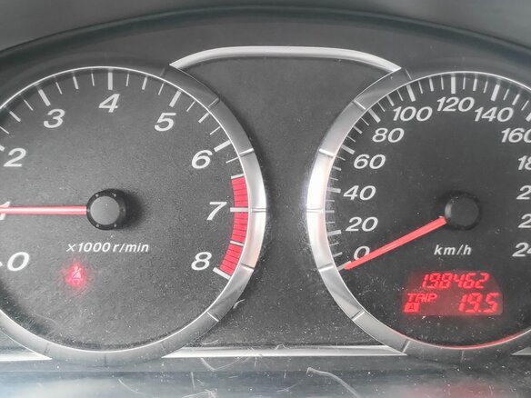 2005 Mazda 6 I (GG), пурпурный, 190000 рублей - вид 4