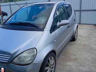 1997 Mercedes-Benz A-Класс 160 I (W168), серебристый, 300000 рублей, вид 1