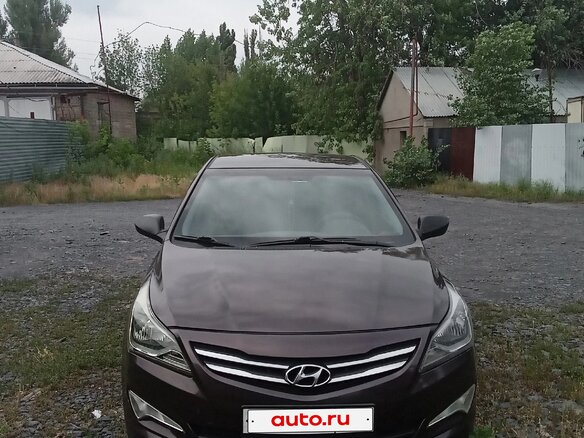 2015 Hyundai Solaris I Рестайлинг, коричневый, 880000 рублей
