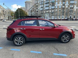 2021 Kia Rio X IV Рестайлинг, красный, 1750000 рублей, вид 4