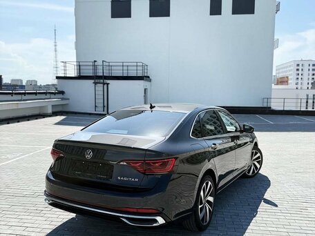 2023 Volkswagen Sagitar III Рестайлинг, серебристый, 1740000 рублей, вид 4