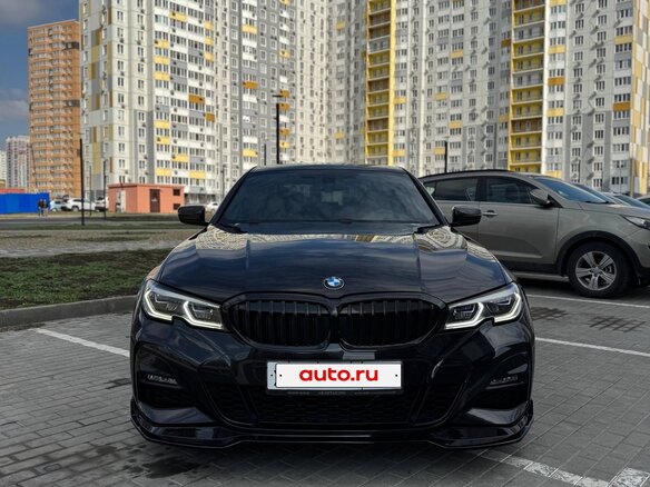 2019 BMW 3 серии 320d xDrive VII (G2x), чёрный, 3750000 рублей