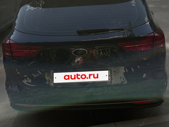 2021 Kia Ceed III, чёрный - вид 3