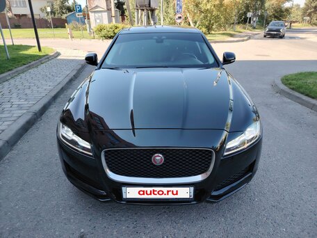2017 Jaguar XF II, чёрный, 1695000 рублей, вид 3