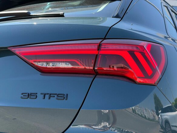 2026 Audi Q3 35 TFSI II (F3), зелёный, 3955000 рублей - вид 19