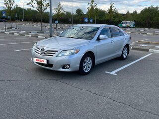 2011 Toyota Camry VI (XV40) Рестайлинг, серебристый, 1295000 рублей, вид 2