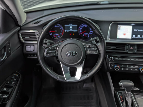 2019 Kia Optima IV Рестайлинг, белый, 1980000 рублей - вид 14