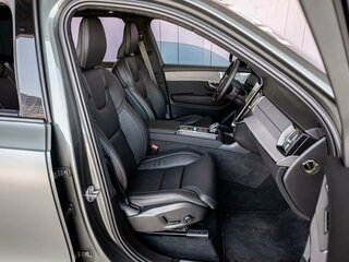 2026 Volvo XC90 T8 II Рестайлинг 2, серебристый, 13500000 рублей, вид 4