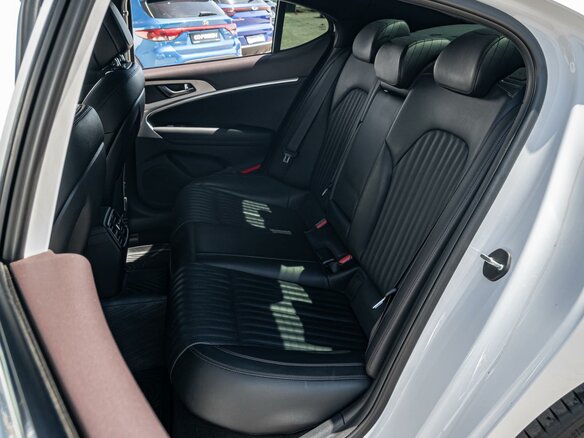 2018 Genesis G70 I, белый - вид 8