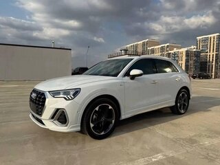 2022 Audi Q3 35 TFSI II (F3), белый, 2660000 рублей, вид 2