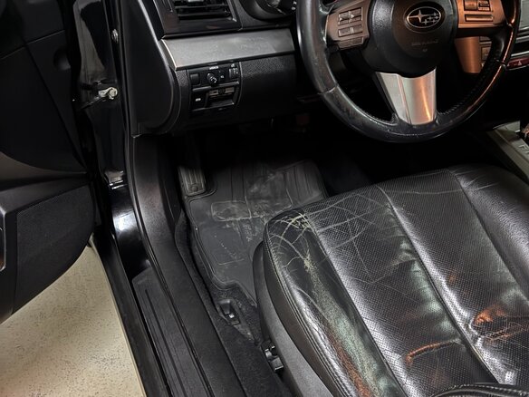 2011 Subaru Outback IV, чёрный, 600000 рублей - вид 6