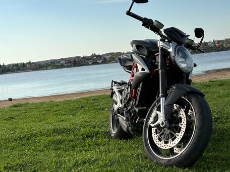 2015 MV Agusta Brutale 800, чёрный, 730000 рублей, вид 1