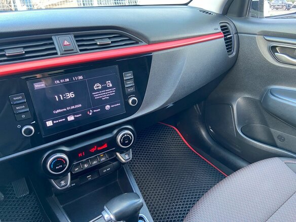 2021 Kia Rio IV Рестайлинг, белый - вид 17
