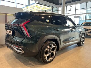 2026 Geely Atlas II, зелёный, 3909990 рублей, вид 3