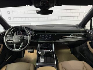 2024 Audi Q7 45 TFSI II (4M) Рестайлинг 2, чёрный, 8280000 рублей, вид 2