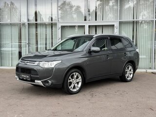 2014 Mitsubishi Outlander III Рестайлинг, серый, 1549000 рублей, вид 1