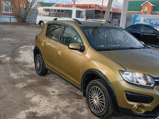 2017 Renault Sandero Stepway II, зелёный, 680000 рублей, вид 1