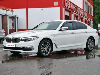 2018 BMW 5 серии 530e VII (G30/G31/G38), белый, 2300000 рублей, вид 1