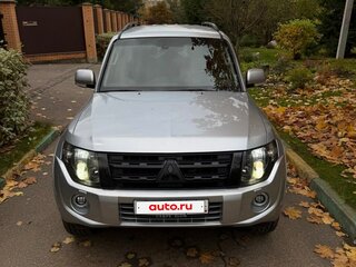2011 Mitsubishi Pajero IV Рестайлинг 1, серебристый, 1850000 рублей, вид 1