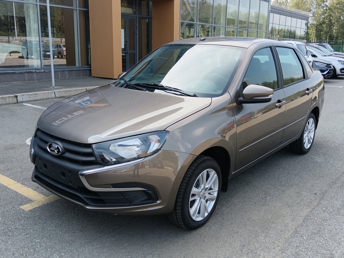 Открыть фотографии: Lada (ВАЗ) Granta I Рестайлинг