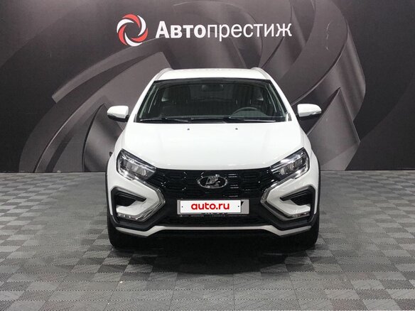 2026 Lada (ВАЗ) Vesta SW Cross I Рестайлинг (NG), белый - вид 2
