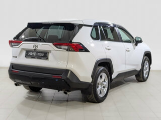 2020 Toyota RAV4 V (XA50), белый, 2830000 рублей, вид 5