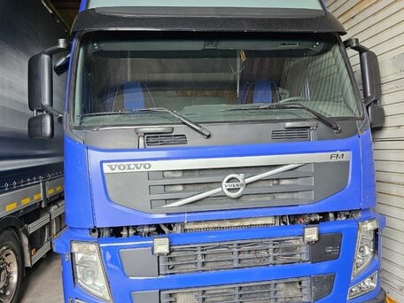 2013 Volvo FM, синий, 5000000 рублей, вид 1