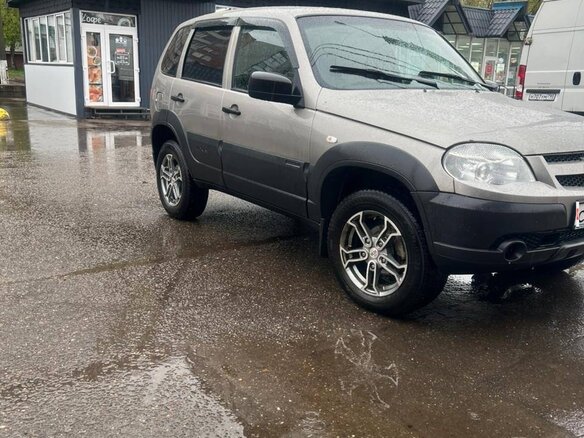 2019 Chevrolet Niva I Рестайлинг, серый, 650000 рублей