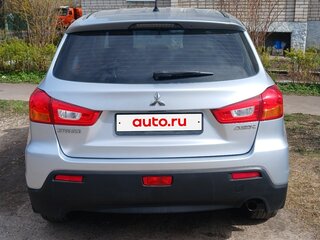 2011 Mitsubishi ASX I, серебристый, 900000 рублей, вид 3
