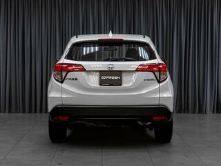 2021 Honda Vezel I Рестайлинг, белый, 2109000 рублей, вид 4