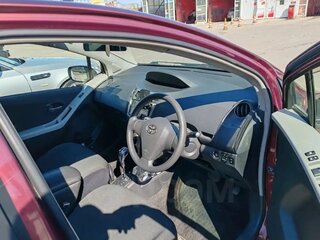 2010 Toyota Vitz II (XP90), пурпурный, 490000 рублей, вид 5