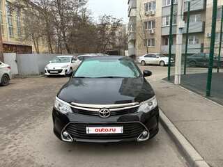 2016 Toyota Camry VII (XV50) Рестайлинг, чёрный, 1800000 рублей, вид 2